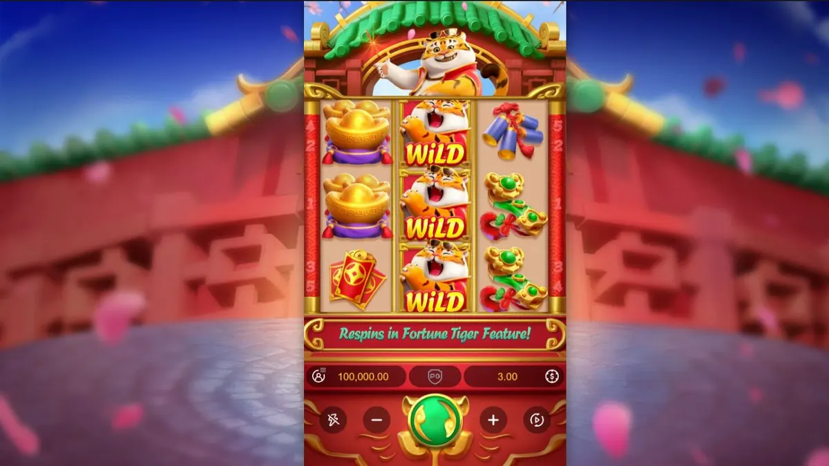 Fortune Tiger slot machine interface na may mga gintong simbolo at temang Asian.